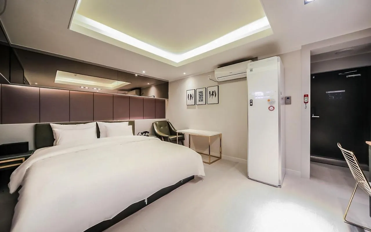 Cheese Hotel Seomyeon Busan