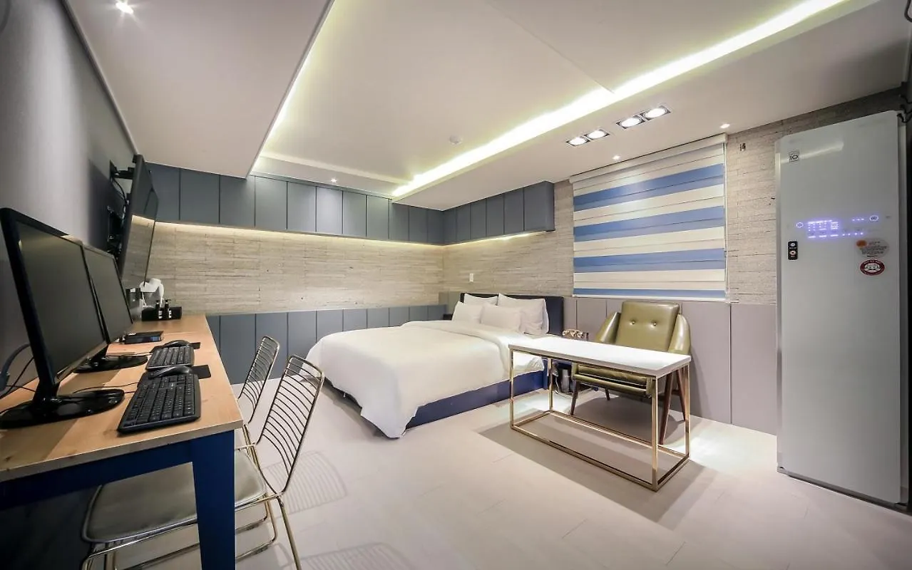 Cheese Hotel Seomyeon Busan